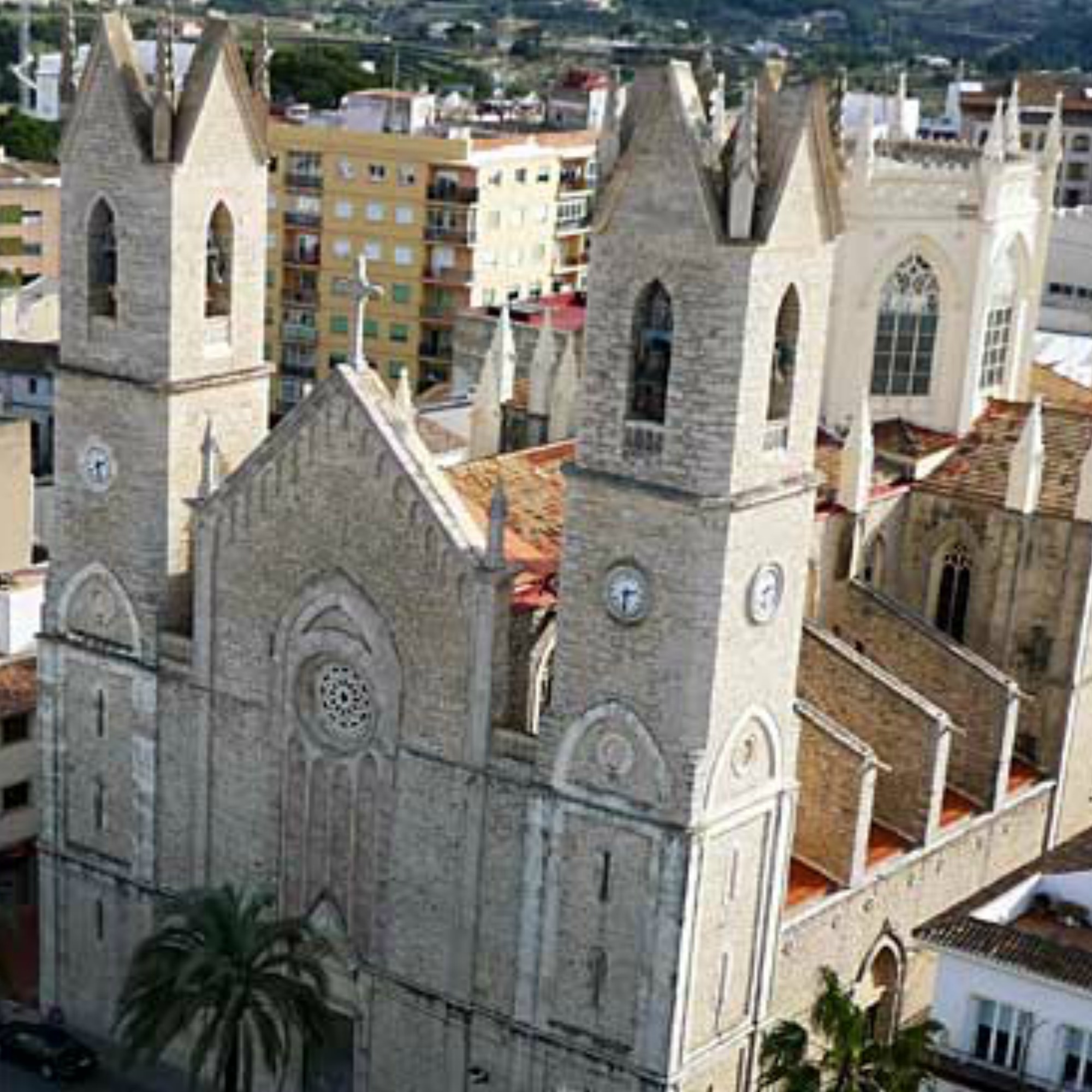 Templo Parroquial de la Puríssima Xiqueta y San Pedro Apostol (Catholic)